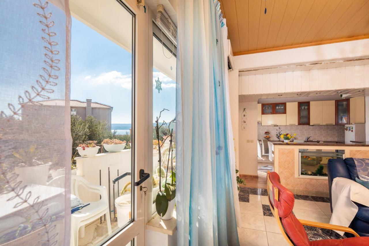 Apartments Sunshine Rays Duće Exterior foto