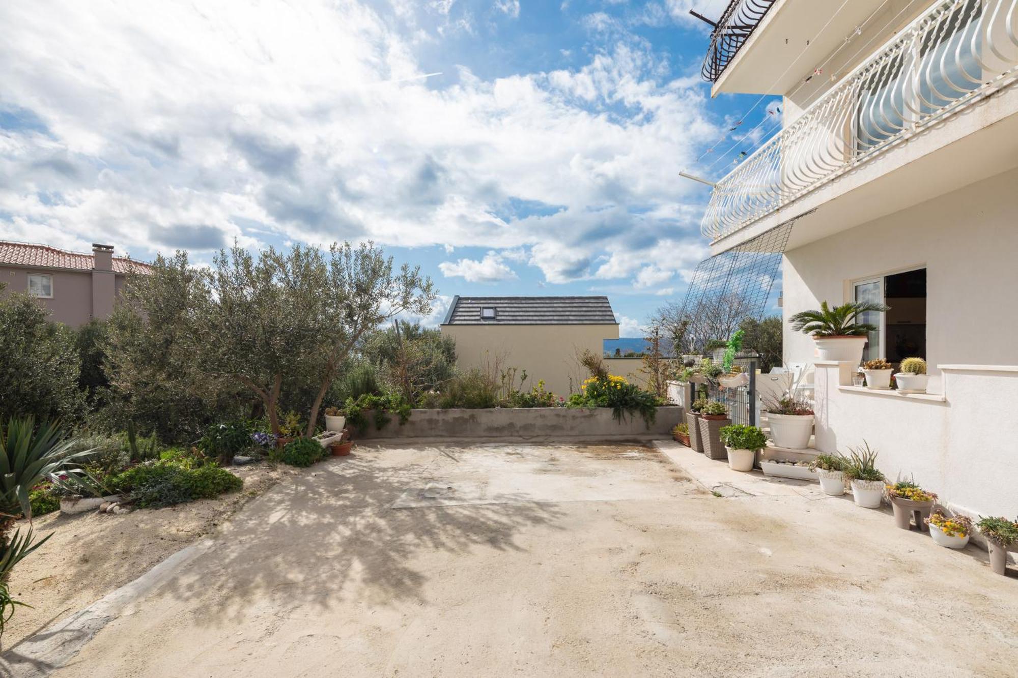 Apartments Sunshine Rays Duće Exterior foto